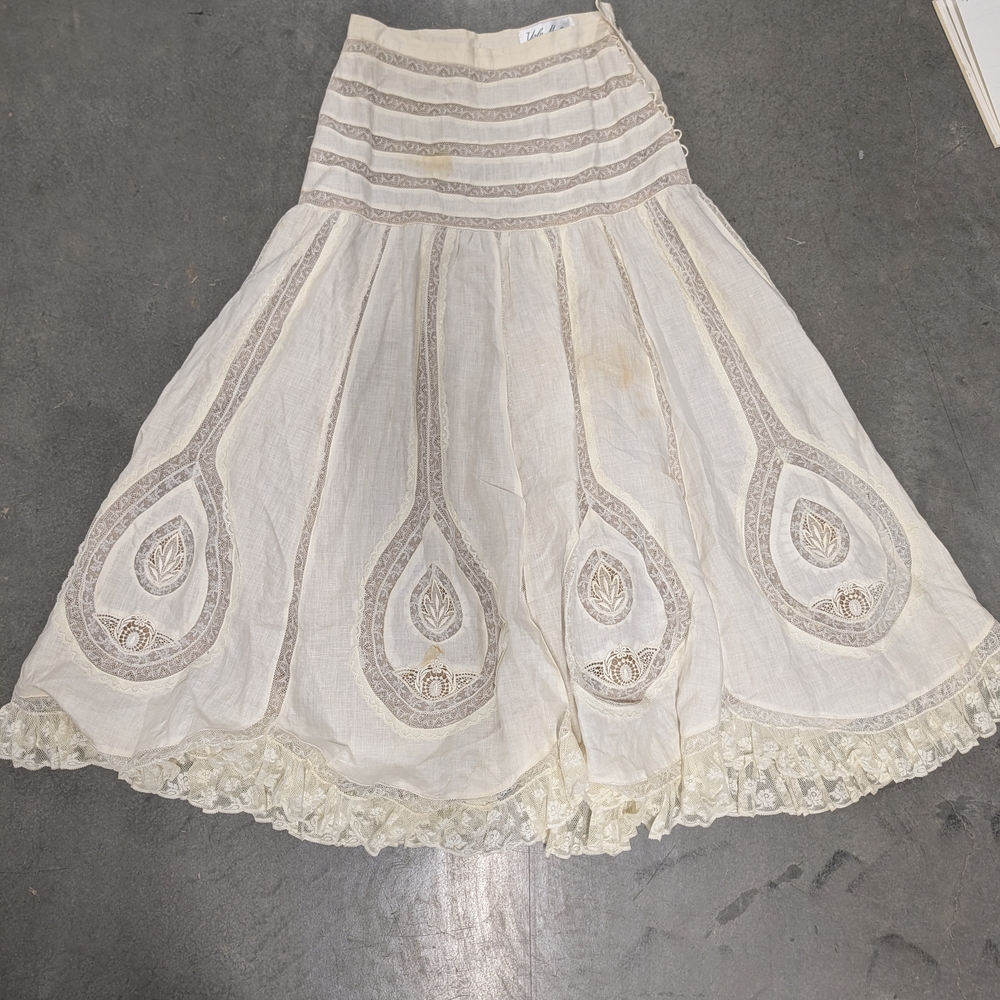 Vintage Yoly Munoz Boho Lace Trim Linen Maxi Skirt